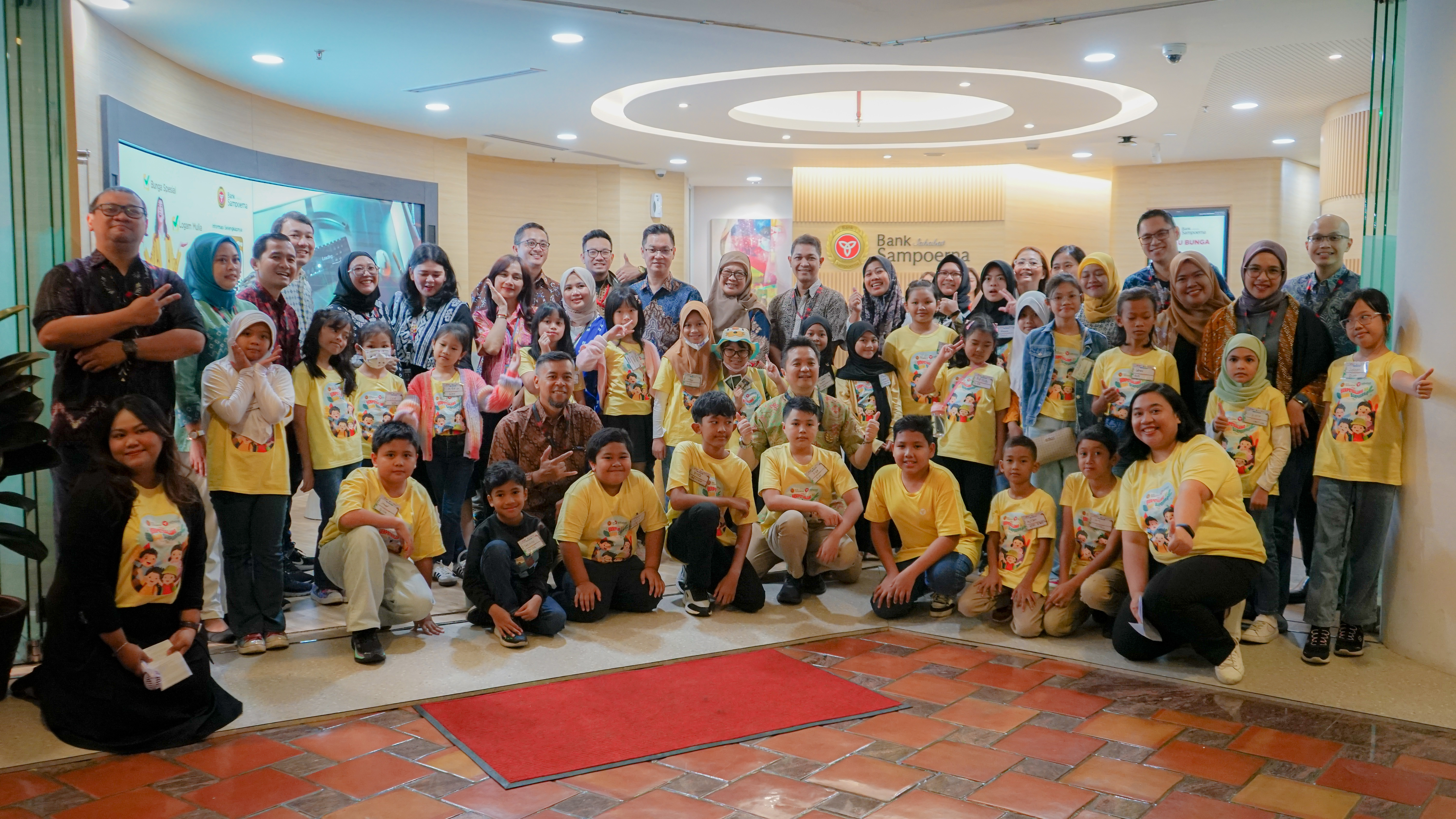Keseruan Kegiatan Edukasi Literasi Keuangan Berpetualang ke Bank Sampoerna